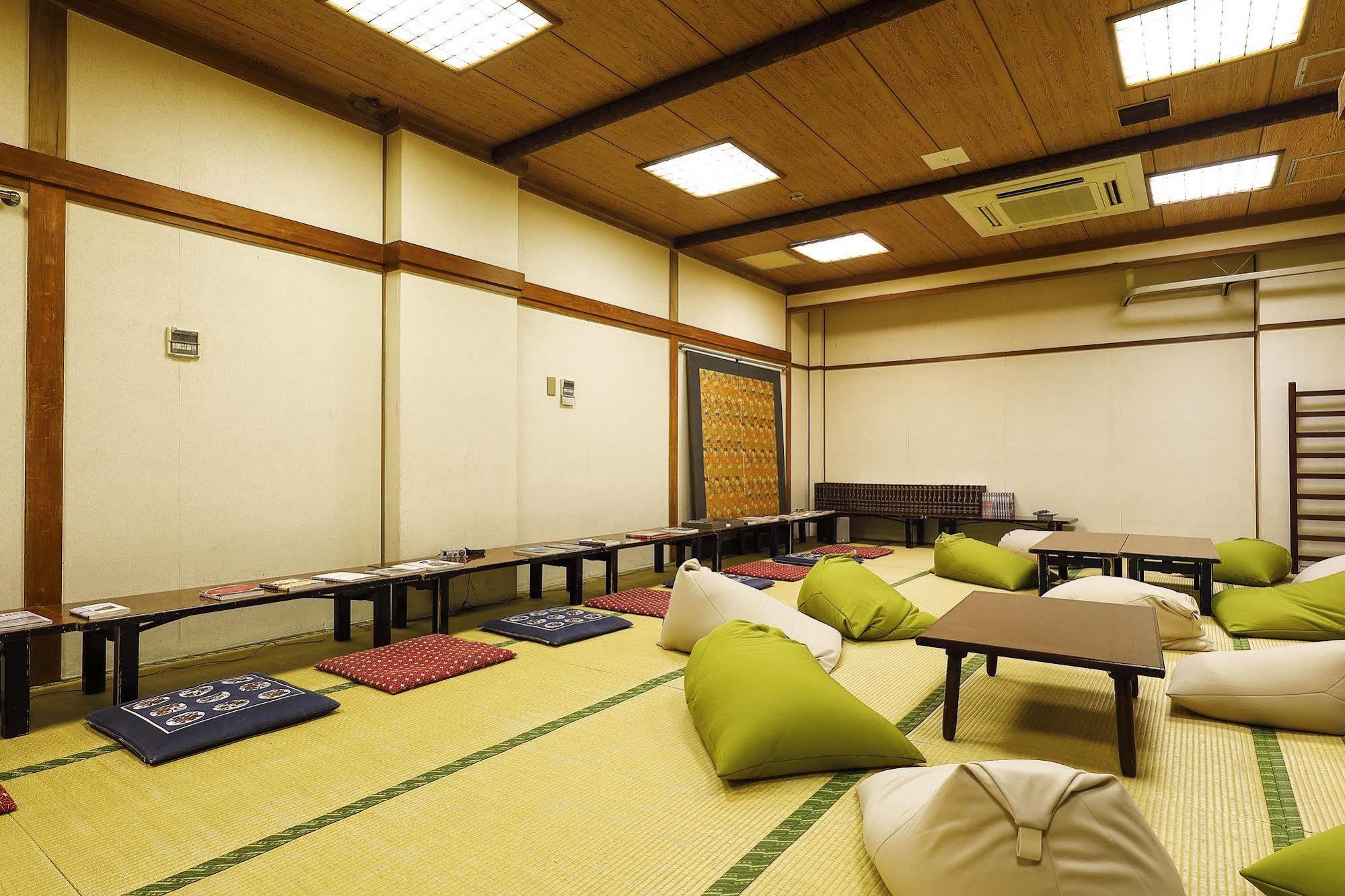 Azumaya Ryokan Киото Экстерьер фото
